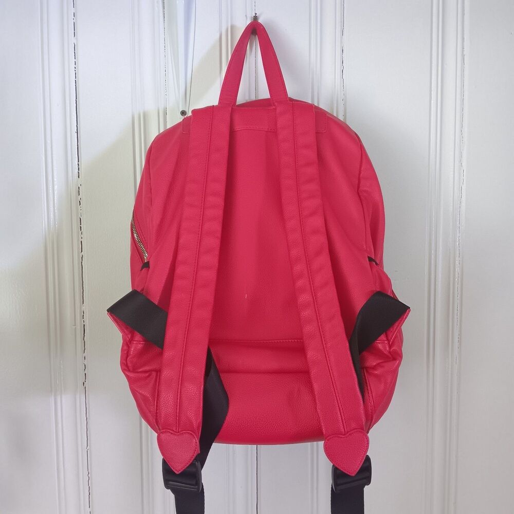 Betsey Johnson Women Red Quilted Heart Shape Stitched Pattern Medium Backpack - Picture 4 of 7